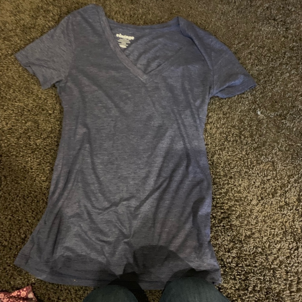 v-neck